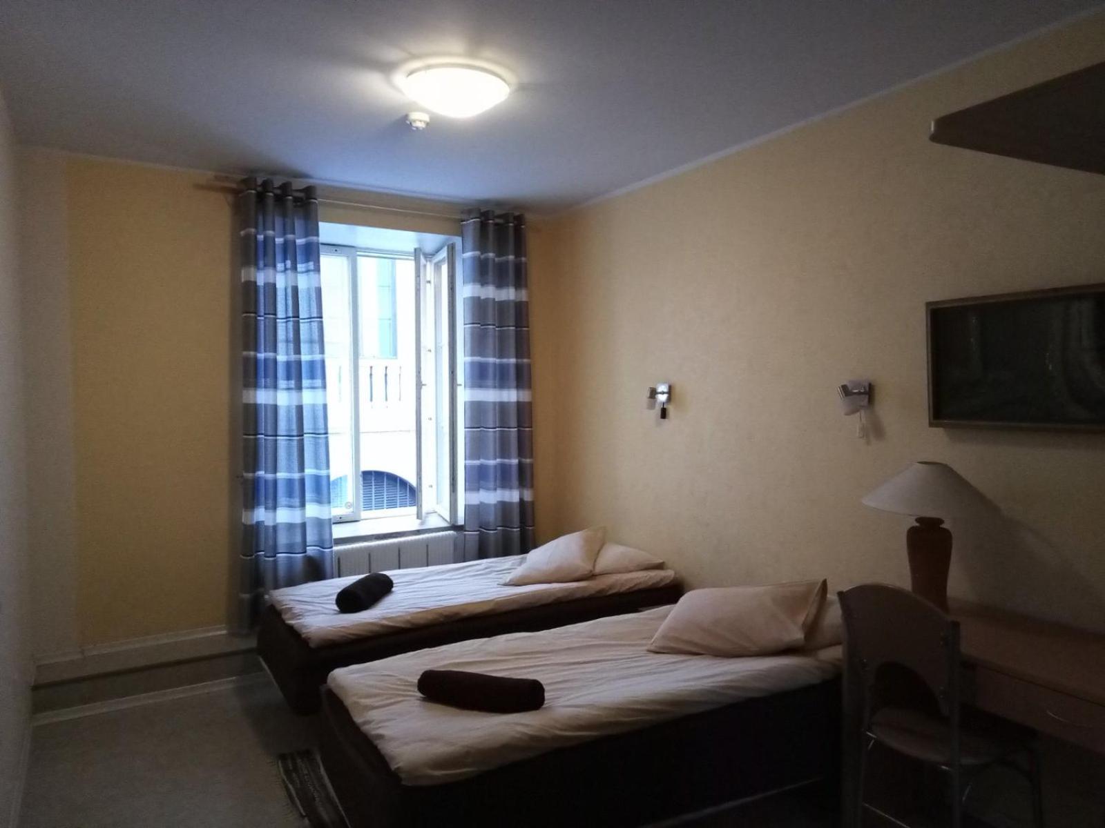 Reval Hostel Екстериор снимка