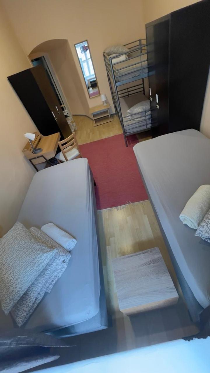 Reval Hostel Екстериор снимка